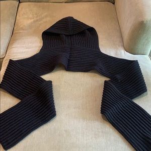 Hooded cable knit scarf